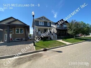 Building Photo - 5425 McClelland Dr