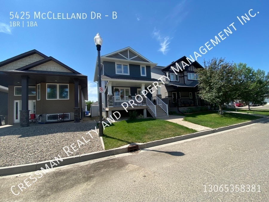 Primary Photo - 1 Bed, 1 bath BASEMENT SUITE available for...