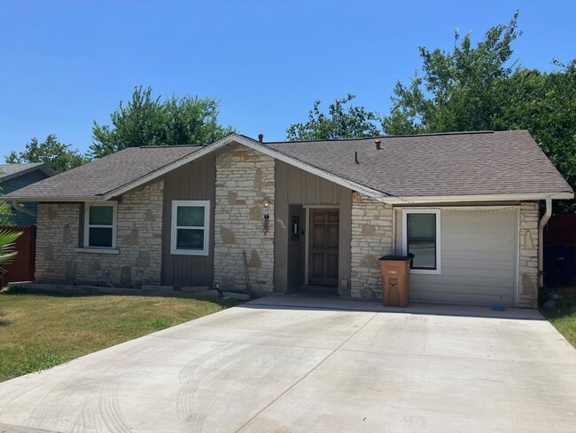 Building Photo - 6902 Colony Park Dr