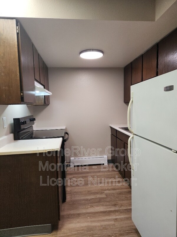 Foto del edificio - 707 SW Higgins Ave