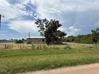 Building Photo - 3304 Hidalgo Rd