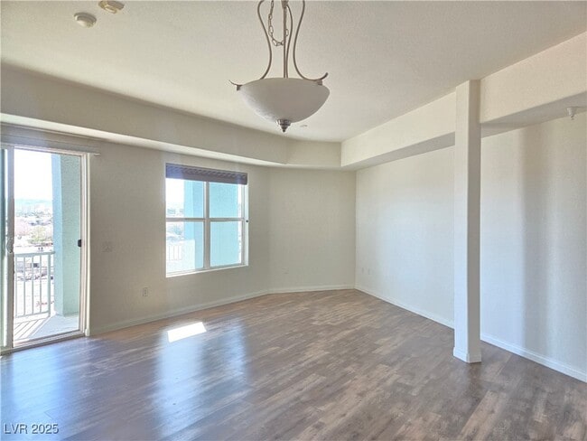 Foto del edificio - 62 E Serene Ave