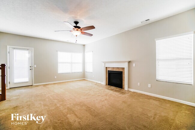 Foto del edificio - 1083 Ashcraft Ave