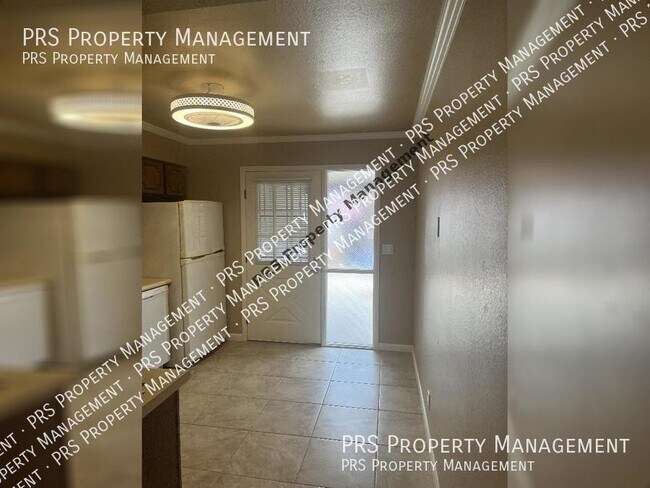 Foto del edificio - 5812 E Albany St
