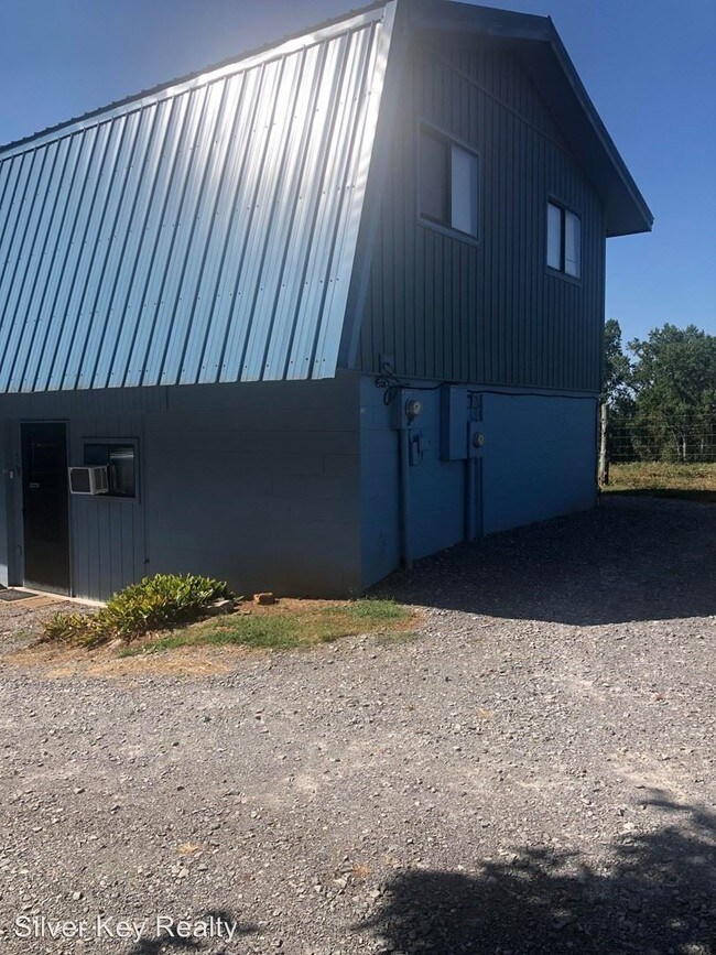 Building Photo - 194 Setterberg Rd