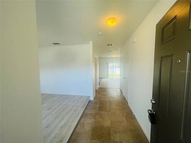 Foto del edificio - 16616 Broadford Ln