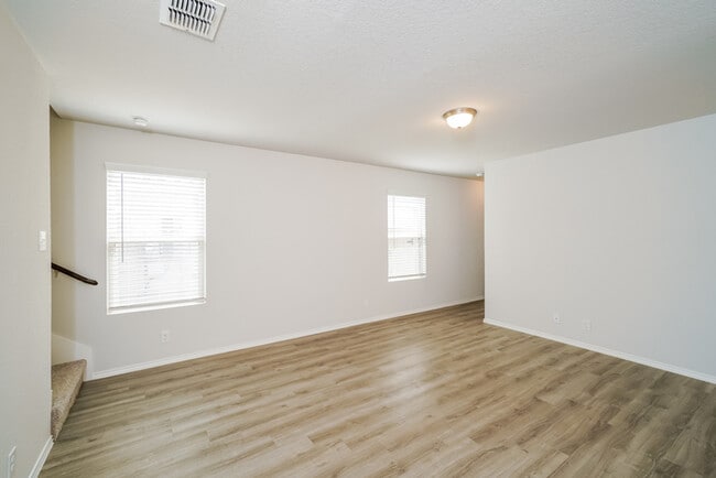 Building Photo - Green Lake Meadow - 10451 Clearwater Way, ...