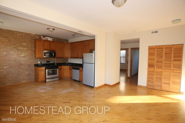 Foto del edificio - 1120 E Hyde Park Blvd
