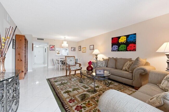 Foto del edificio - 6866 Huntington Ln