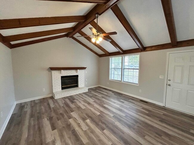 Foto del edificio - 1816 Winding Way Dr