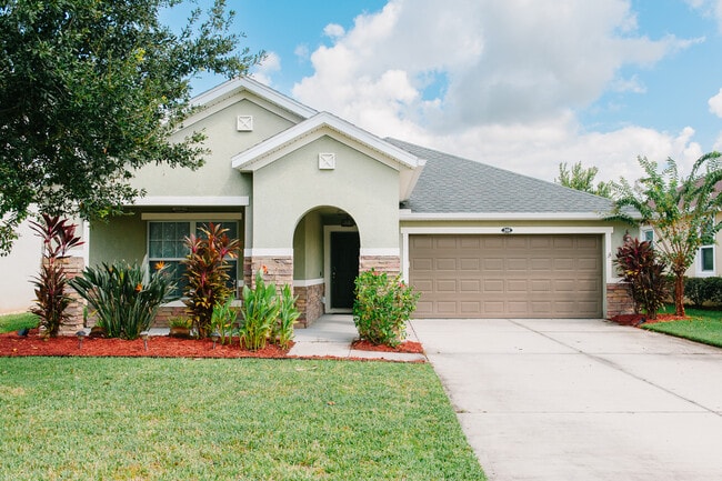 Building Photo - 208 Grande Lake Dr