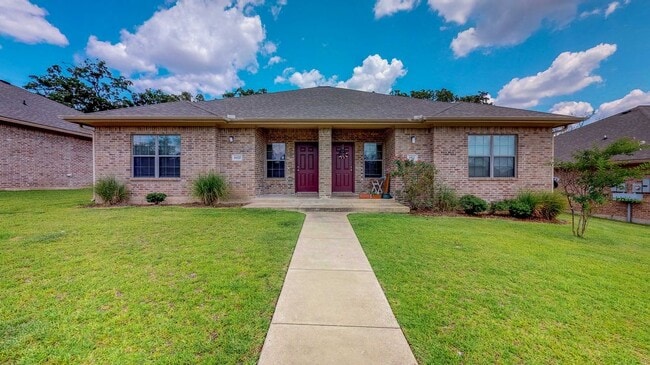 Building Photo - 4409 Reveille Rd