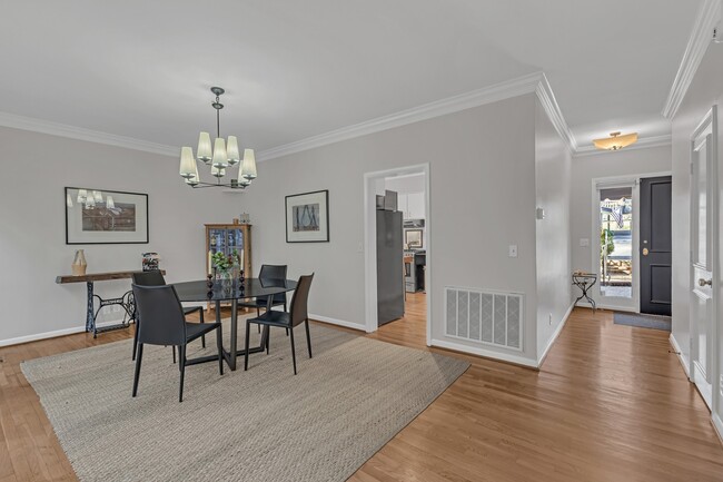 Foto del edificio - 678 Timber Ln