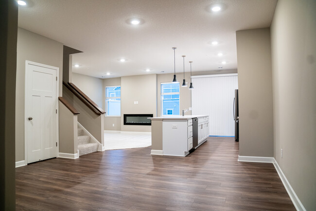 Living area and kitchen view from the entrance - 1909 Prospect Ln