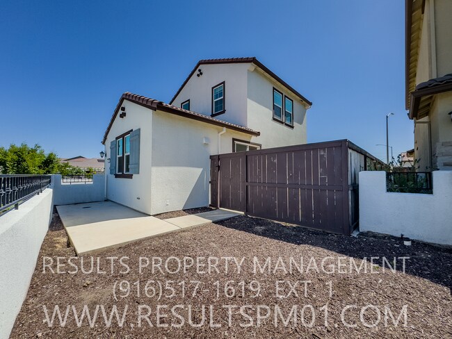 Foto del edificio - Antelope 3 Bed 2.5  Bath Beauty