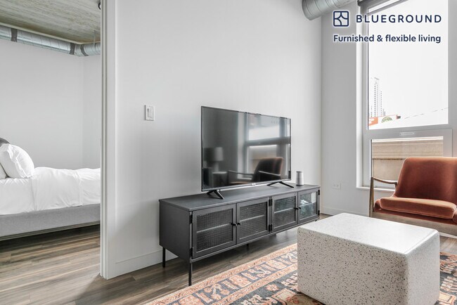 Foto del edificio - 61 W Erie St