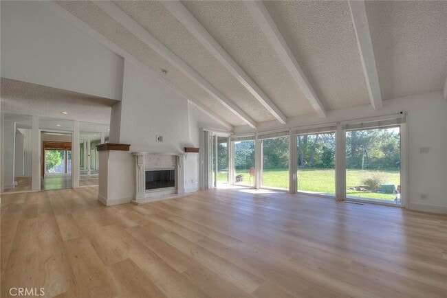 Building Photo - 16612 Park Ln Cir