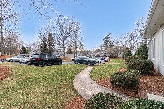 Foto del edificio - 1413 Grantland Pl