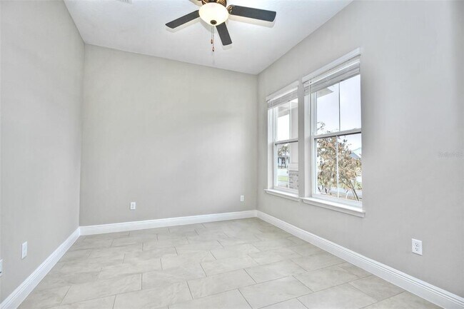 Foto del edificio - 2937 Voyager Ave