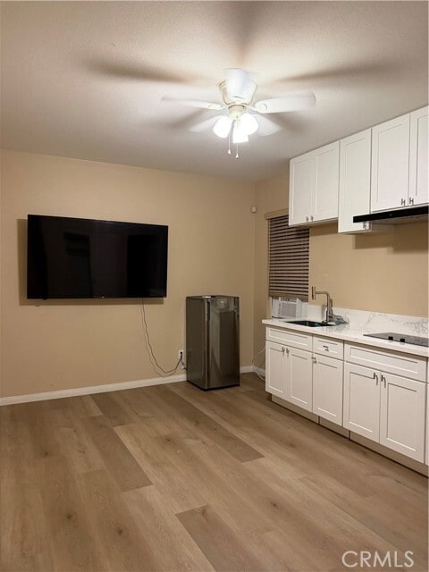 Foto del edificio - 12609 Dupont Dr