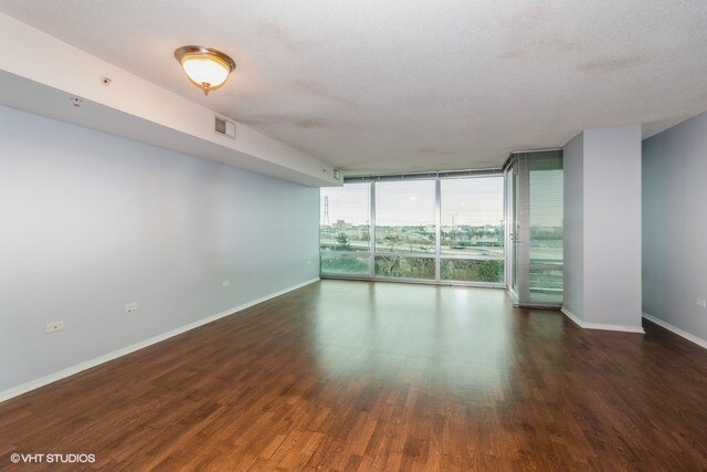 living room - 9715 Woods Dr