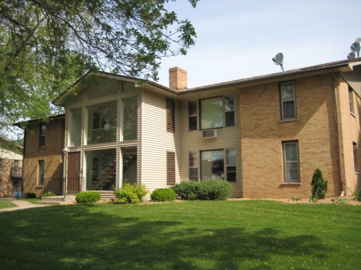 58065812 Balsam Rd, Madison, WI 53711 Apartments in Madison, WI