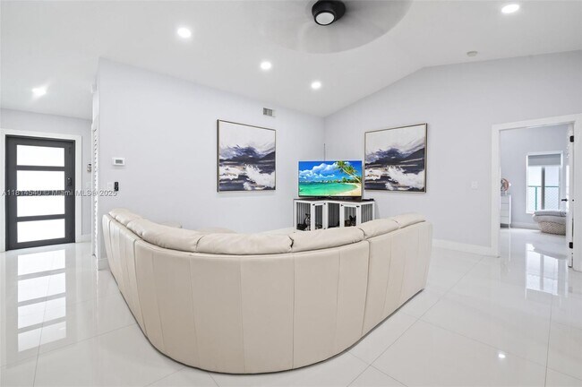 Foto del edificio - 16309 SW 6th St