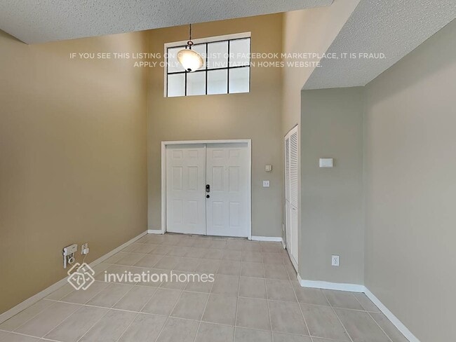 Building Photo - 11249 NW 34th Pl