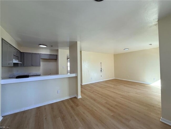 Building Photo - 97 28th St