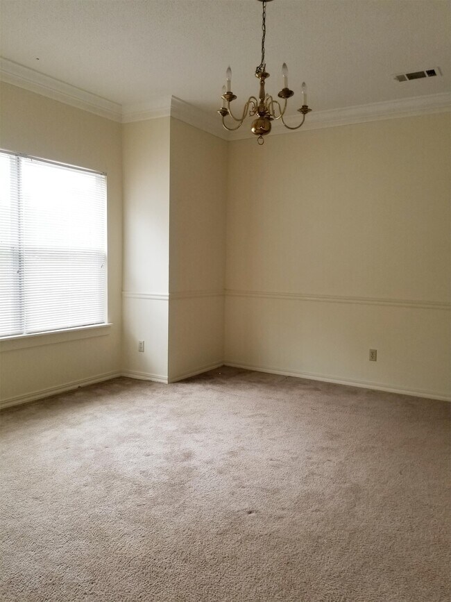 Foto del edificio - 8104 Fairway Villa Dr