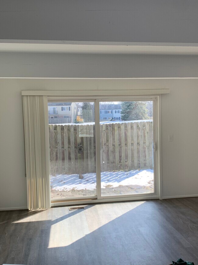 Foto del edificio - 3603 Burbank Dr