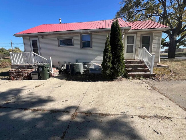 Foto del edificio - 1821 E Ridgeway Ave
