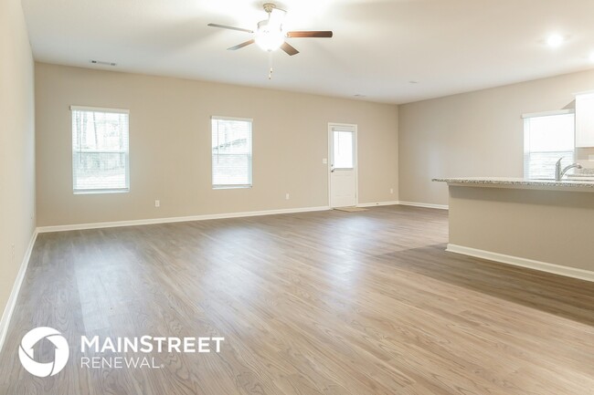 Building Photo - 1008 Nandina Ct