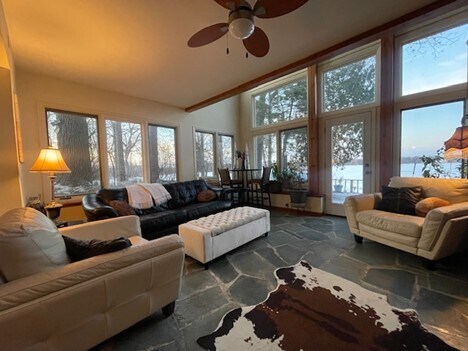 Foto del edificio - 37842 Atkins Knoll Rd