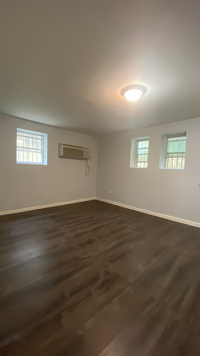 Foto del edificio - 2186 Cedar Ave