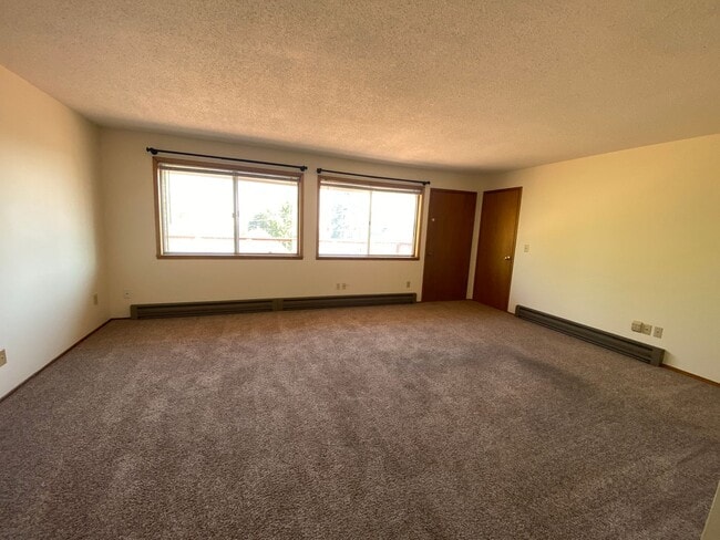 Building Photo - 2 Bedroom | 1 Bathroom Home in The Dalles, OR