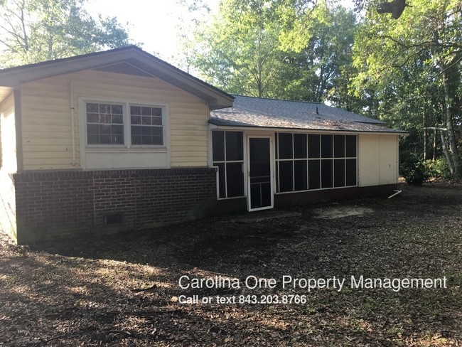 Building Photo - 101 Pandora Dr