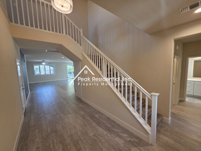 Building Photo - Updated 4bd/3ba Rancho Cordova Home!