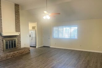 Building Photo - 1819 Pilgrims Point Dr