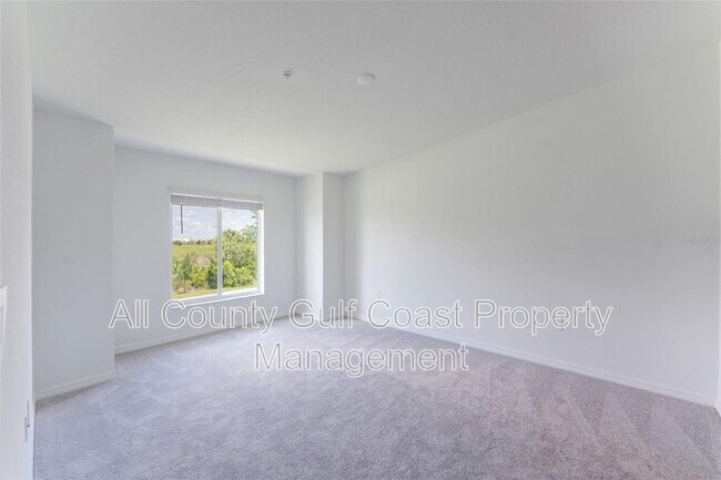 Building Photo - 12550 Galapagos Ct