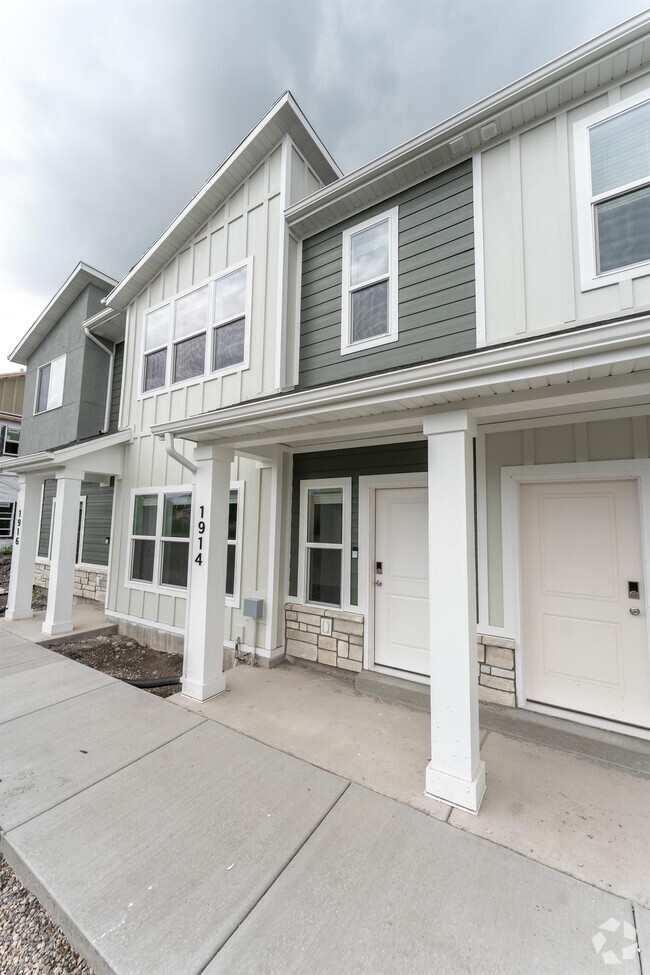 The Springs at Logan River Apartments for Rent with a Garage Logan