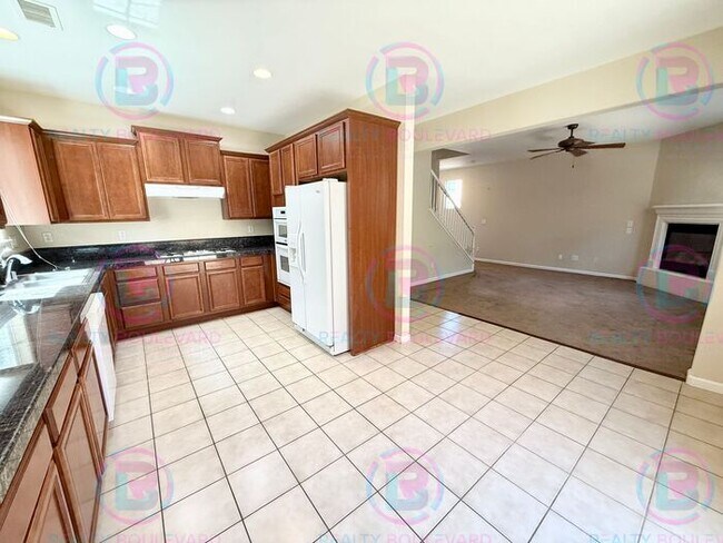 Foto del edificio - Gorgeous Two Story 3 Bedroom 2.5 Bathroom ...
