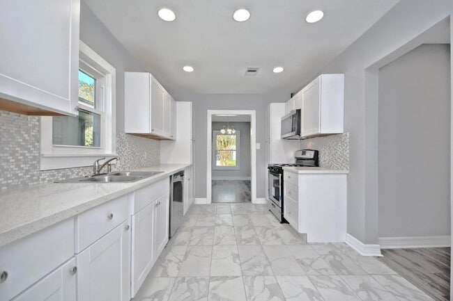 Photo - 3834 Rosedale Street Unit House