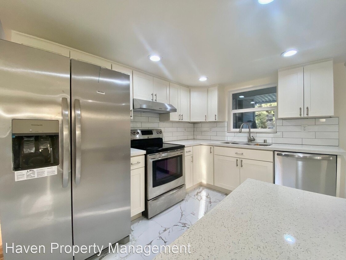 1038 S 129th St, Burien, WA 98168 House Rental in Burien, WA