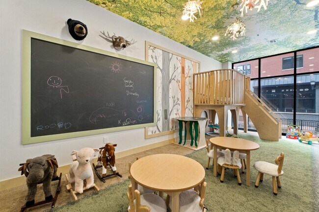 Foto del edificio - 260 Ave E