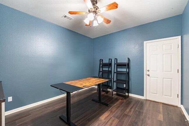 Foto del edificio - 730 Nelson Ranch Rd