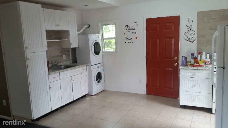 Primary Photo - 3 br, 1 bath House - 162 Oriole Rd