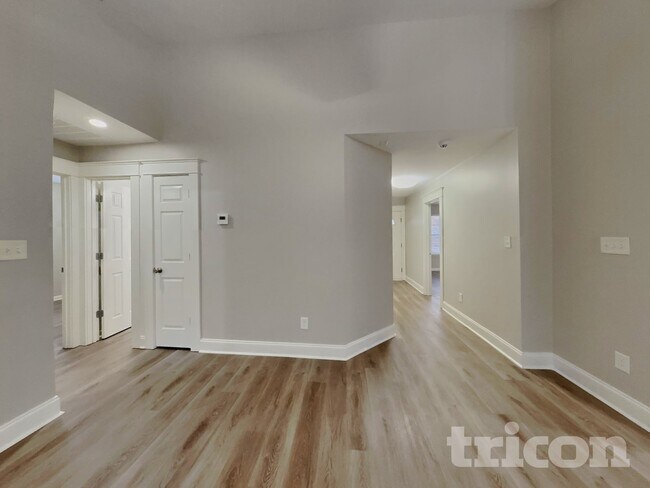 Foto del edificio - 3665 Watkins Ridge Ct