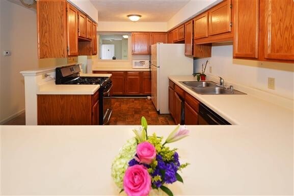 Foto del edificio - 103 Hickory Way N