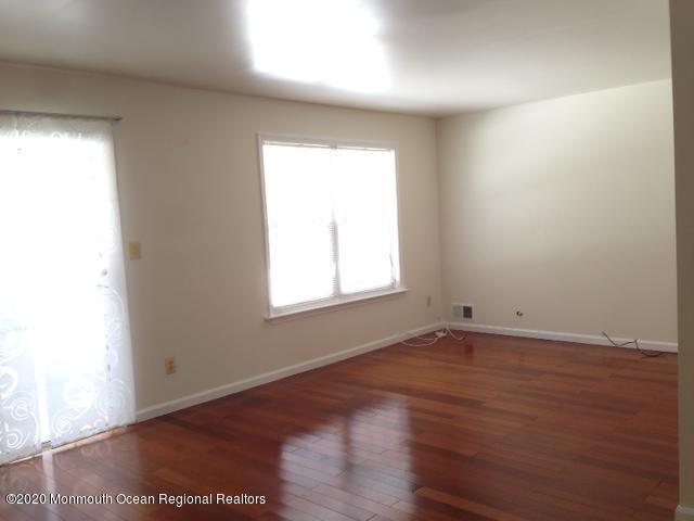 Building Photo - 1049 Tarragon Ct